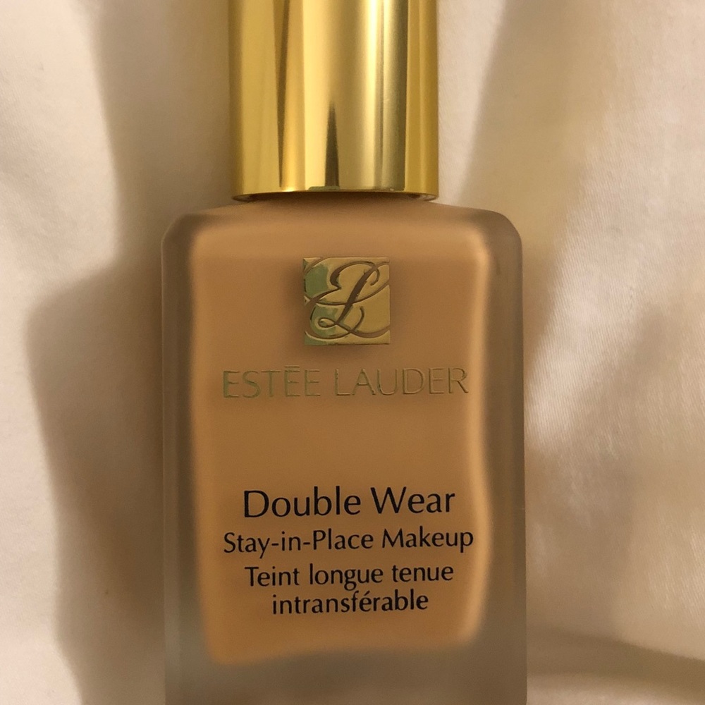 Estée Lauder Double Wear 3W1 Tawny